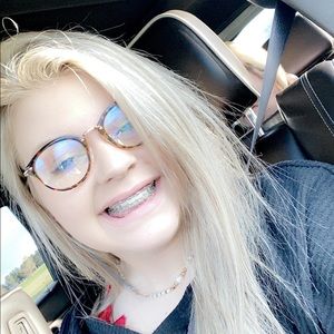 Meet your Posher, Mallory